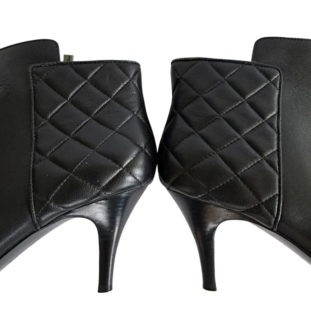 Brooks Brothers Black Leather Quilted Heels Ankle Boot 7.5 Bootie